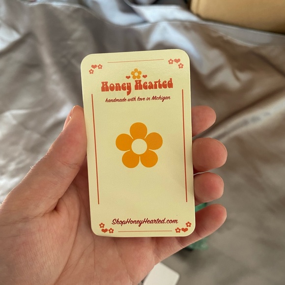 honey hearted baby valentines earrings - Picture 7 of 8